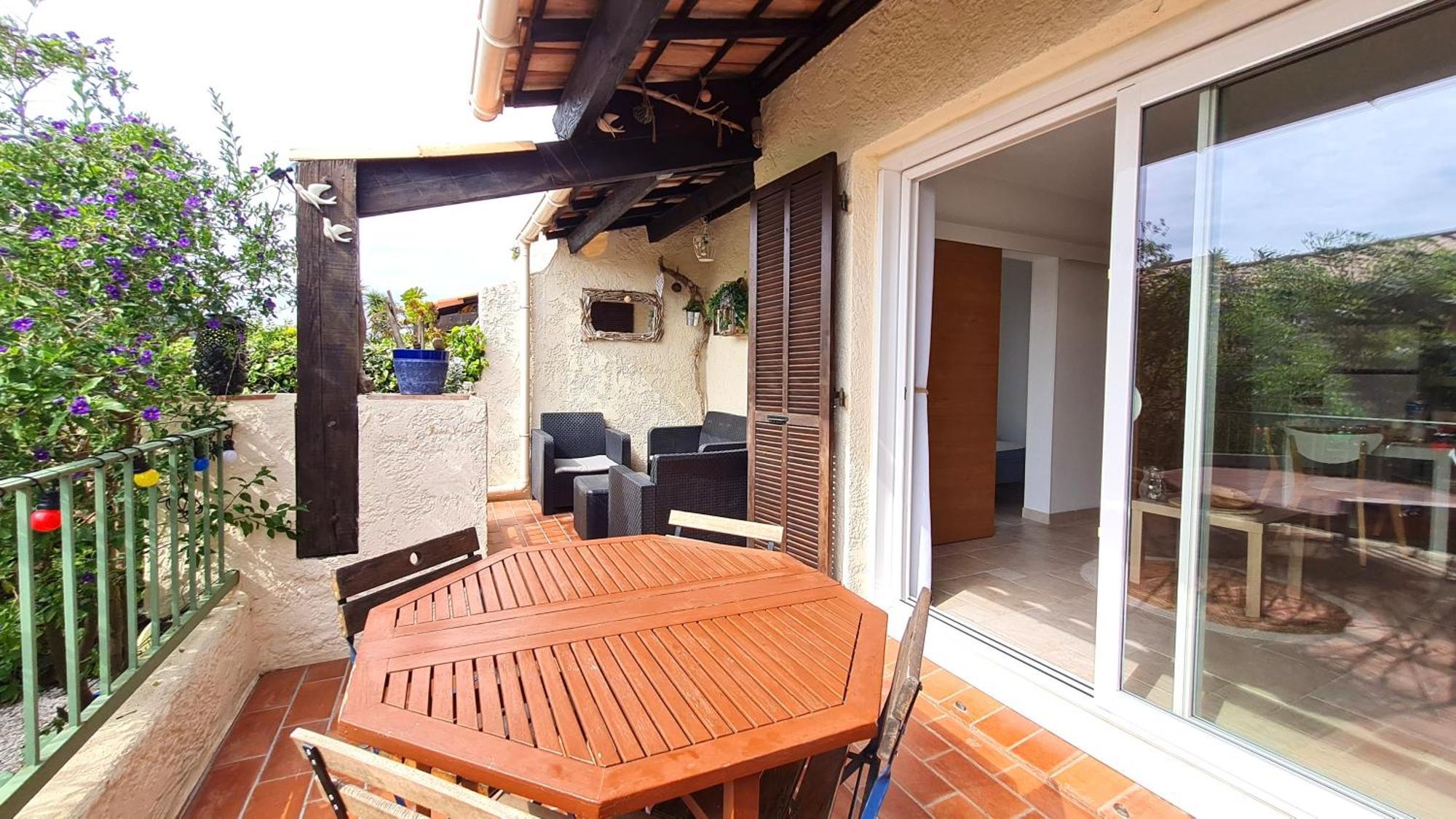 Bel Renove, Avec Terrasse Et Piscine *
